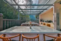 The Golden Time in Xiaba Hotels in Lüchun County