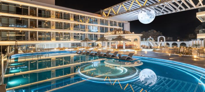 Shenzhen Dameisha Qiluan Mountain and Sea Resort Hotel Hotele w: Shenzhen