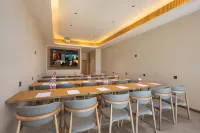 保山青華湖發展大廈湖景飯店 - 3 星級