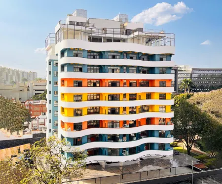 Kingfisher Nest Hotel Suites