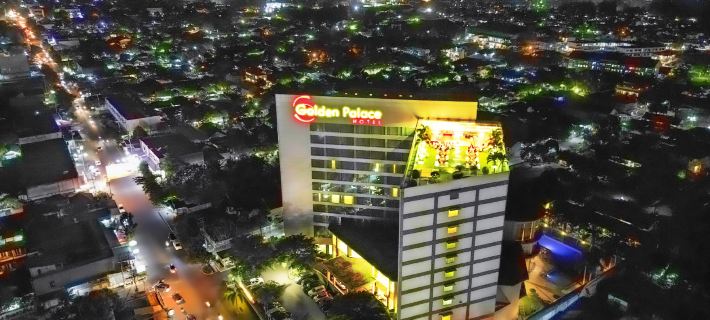 โรงแรมโกลเด้นพาเลซ ลอมบอก โรงแรมในมาตารัม