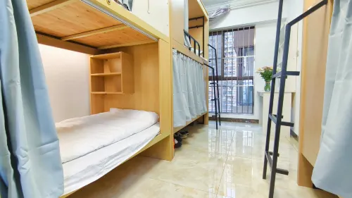 Shuyun Youth Hostel (Kunming Railway Station Store)