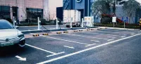 Howard Johnson Huaqiao Plaza xinyu - Bãi đậu xe