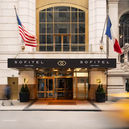 Sofitel New York Отели рядом с достопримечательностью «Манхэттен»