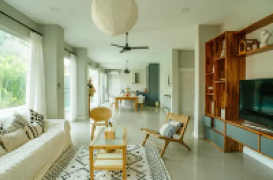 Private Pool Villa 6 Bedroom - Cloud Nine Villa