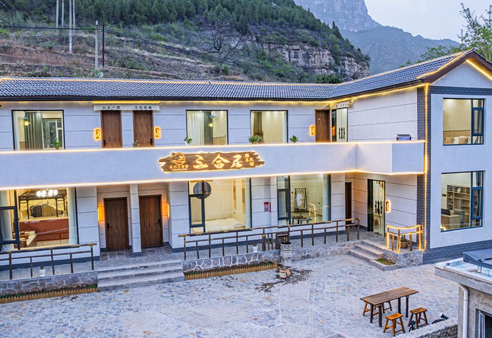 hotel overview picture