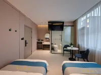 Luanchuan Banmu Fangtang Homestay (Laojunshan Branch)