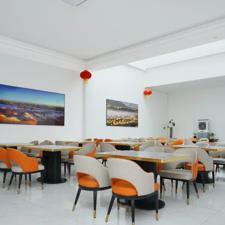 Yunjingwan Hotel (Beitun Bus Station)