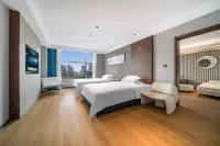 Weina Hotel (Xinyang Pingqiao Century Square Store) Hotels in Xinyang