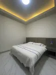 Pengzhou Jinshangjing Elevator Homestay - Inns