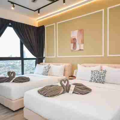 Midvalley Southkey Mosaic Suite by Nest Home Rooms