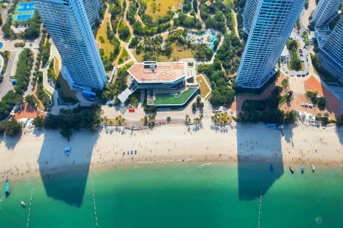 Xianghai Time Hotel (Tsuen Wan Sea World) - parkir