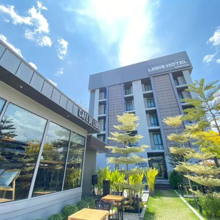 Le Bis Hotel Отели рядом с достопримечательностью «Чанг Клан»