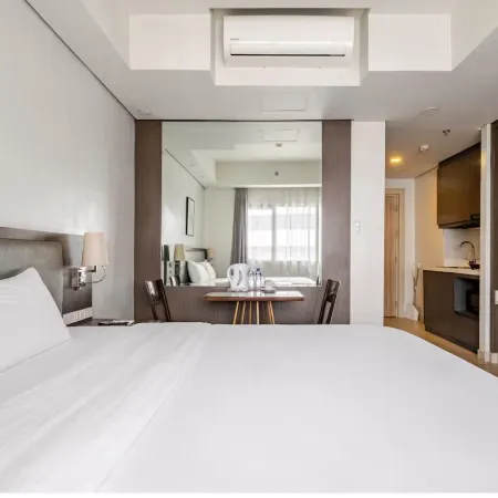 Cozy 1 Studio - The Residences BGC Taguig