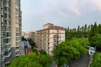 Magnotel Hotel （Shanghai Wujiaochang Changhai Hospital Branch) Отели рядом с достопримечательностью «Шанхайский христианский храм»