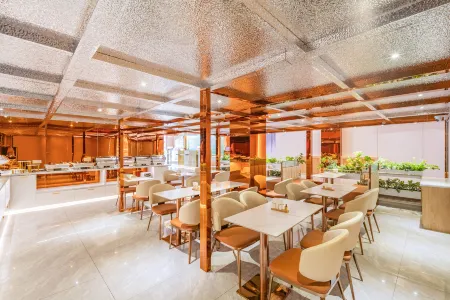 Dequan Hotel Отели рядом с достопримечательностью «Changying Park»