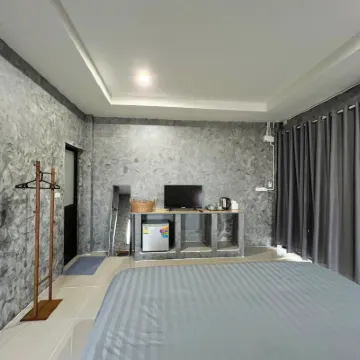 Samanta by the Hill Hotels near Tawaen Beach viewpoint