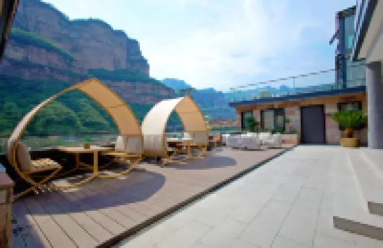 Shuilian Dream Hotel (Linzhou Taihang Grand Canyon Shibanyan Town)