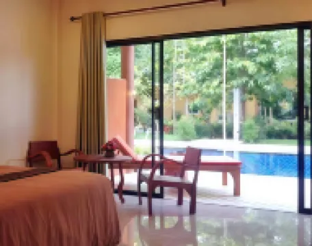 OYA   International Resort Phuket