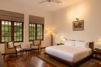 Hotel Suisse Hotels in Kandy