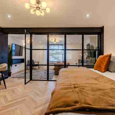 Luxury Georgian Apartment by Hauss Ayr, 5mins Beach Rooms