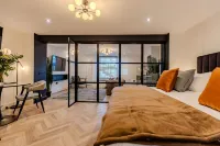 Luxury Georgian Apartment by Hauss Ayr, 5mins Beach Hotels in Ayr