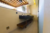 แมนเนอร์ปูติยา ทาโก้ง คังติ้ง (ทุ่งหญ้าทาโก้ง)