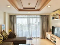 The beach Bangsaen Hotel in zona Bangsaen Beach Roundabout