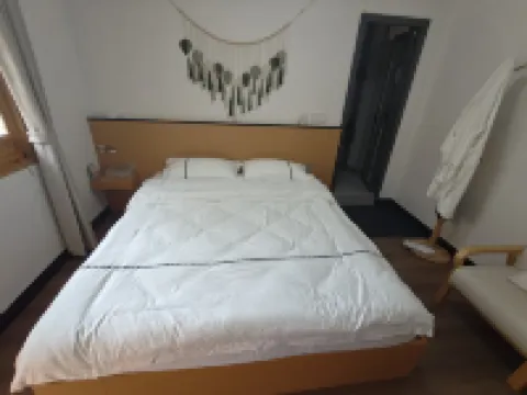 Lakeo Shanyin Homestay Hotel di Maguan