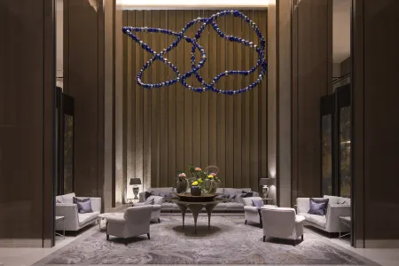 Sheraton Grand Jakarta Gandaria City Hotel Отели рядом со станцией Sudirman Railway Station