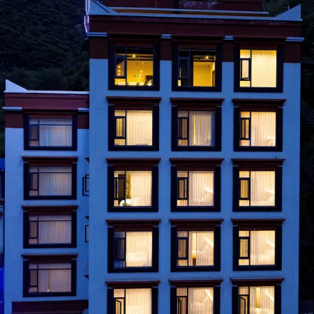 Jinchuan Cangyu Hotel