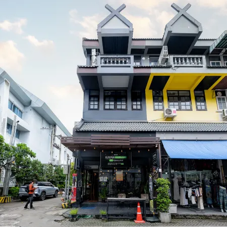 KAYAN Hostel Отели рядом с достопримечательностью «Ворота Чангпуак»