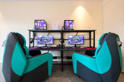 To E-Sports Hotel (Kunming Hexie Plaza) 월아당 공원 지역 호텔