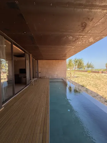 พูลวิลล่า