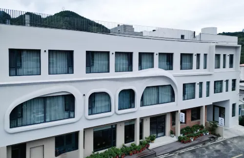 Xinglong Lizike S Homestay