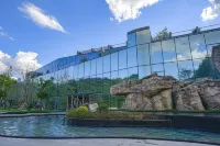 Deep Hot Spring Hotel