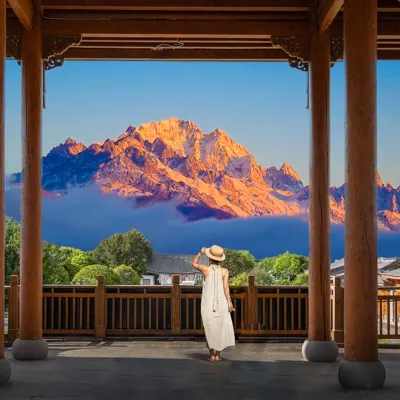Lijiang Meilunanzhao Mansion Hotel (Lijiang Shuhe Ancient Town Branch) Отели рядом с достопримечательностью «Парк мирового наследия»