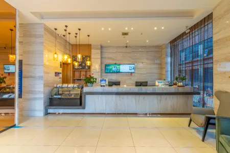 City Comfort Inn Hotel (Quanzhou High-Speed Railway Bus Station) Отели рядом со станцией Quanzhou South Railway Station