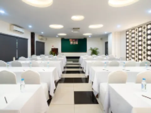 Le Grande Indochine Hotel Hotels near Angkor National Museum