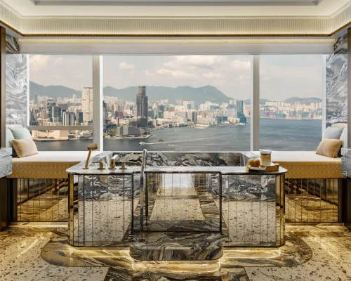 Island Shangri-La, Hong Kong Hotels near SoHo