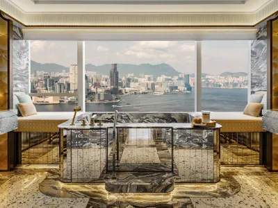 Island Shangri-La, Hong Kong Hotels in Central