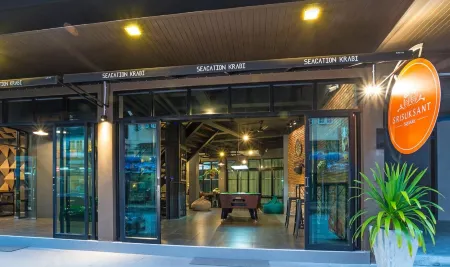 斯里蘇桑特廣場飯店