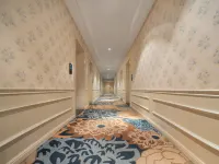 White Horse E-Sports Hotel (Ningxiang Wuyue Plaza Branch)