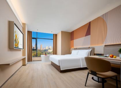 朋桔飯店（信陽高鐵東站店）