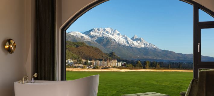 Linqi Guyin Lijiang | Golden Snow Mountain Sunshine · Sky Garden  Homestay Hotels in Lijiang