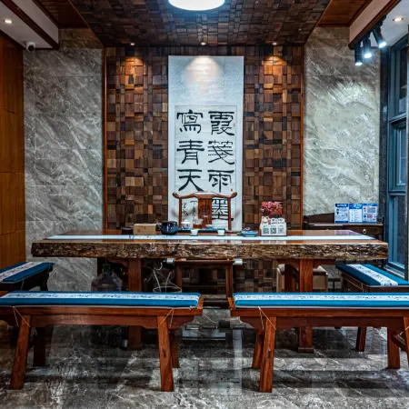 Wuyi Mountain Cliff Retreat Villa (San Gu Resort Area)