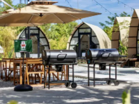 Nadi Glamping Suites Hotels in Perai