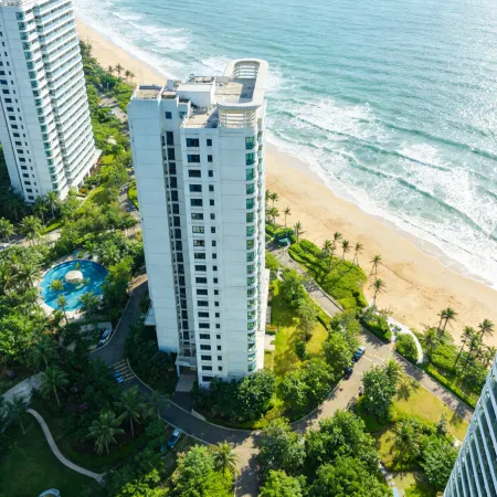 Blue Cloud Seaside Holiday Apartment (Lingshui Qingshui Bay Branch)