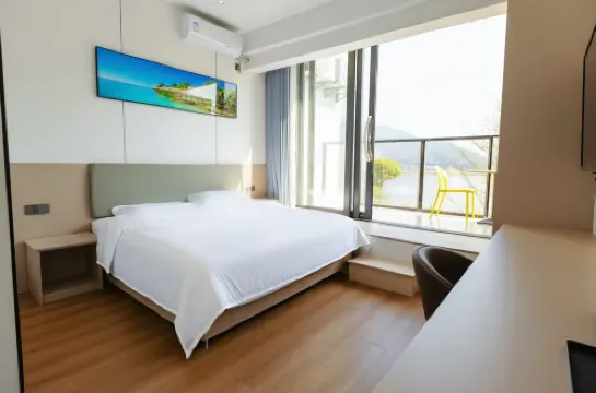 Jiujulinjian Homestay (Luoyuan Bay Ocean World)