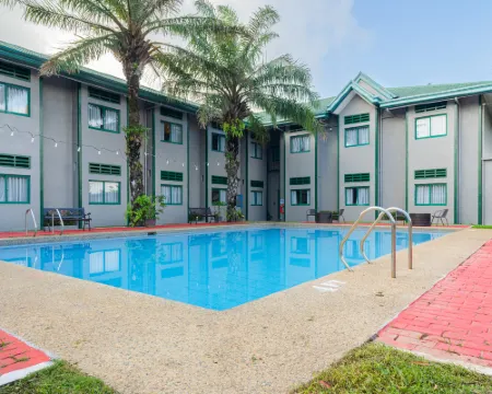 Microtel by Wyndham Cabanatuan Hotels in Cabanatuan